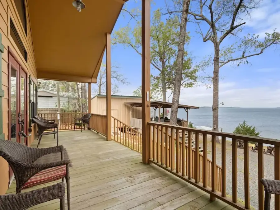 The front porch has an amazing view The front porch has an amazing view